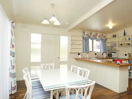 Beachwalk Cottage - Geraldton Accommodation 1