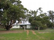 Barrahead Cottage - Geraldton Accommodation 0