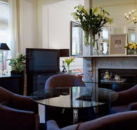 Andres Mews - Geraldton Accommodation