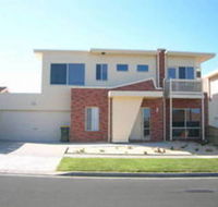 Le Manor - Geraldton Accommodation