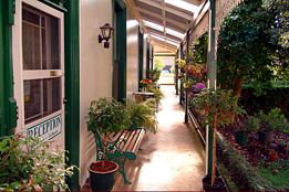 Daylesford Central Motor Inn - Geraldton Accommodation 4