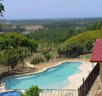 Tropical Coast Retreat - Geraldton Accommodation