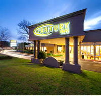 Century Inn Traralgon - Geraldton Accommodation