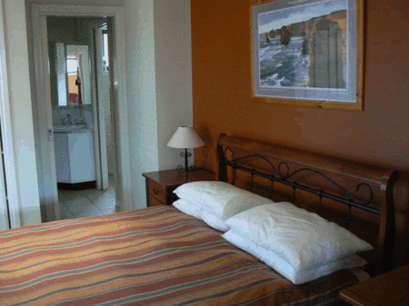 Apollo Bay Hideaway - Geraldton Accommodation 4