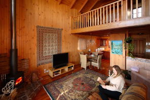 The Polish Place - Geraldton Accommodation 0