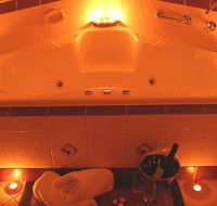 Anglesea Overboard Seaside Cottage - Geraldton Accommodation