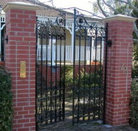 Gates Cottage Bed  Breakfast - Geraldton Accommodation