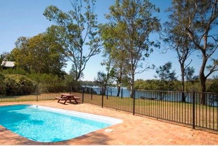 Wooli River Lodges - Geraldton Accommodation 4