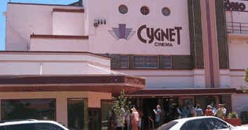 Cygnet Como Cinema - Geraldton Accommodation 3