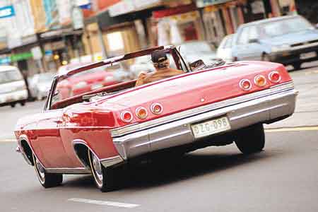 Top Down Tours / Chevrolet Convertibles - Geraldton Accommodation 1