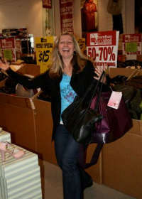 Melbourne Shopping Experiences - Geraldton Accommodation 2