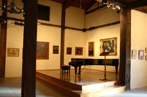 Montsalvat - Geraldton Accommodation 4