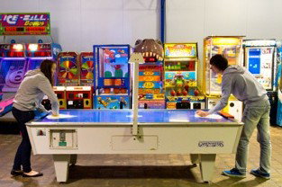 The Zone Family Entertainment Complex - Geraldton Accommodation 7