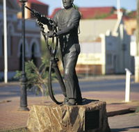 Miners Monument - Geraldton Accommodation