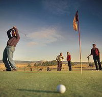 Ratho Farm  Golf - Geraldton Accommodation