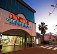 Runaway Bay Shopping Village - Geraldton Accommodation