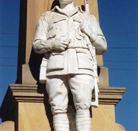 Beaudesert War Memorial - Geraldton Accommodation