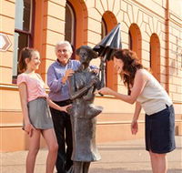 Birthplace of PL Travers - Geraldton Accommodation