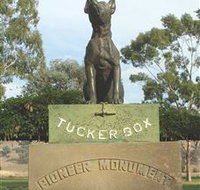 The Dog on the Tucker Box - Geraldton Accommodation