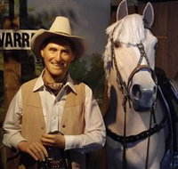 Big Golden Guitar Tourist Centre - Geraldton Accommodation