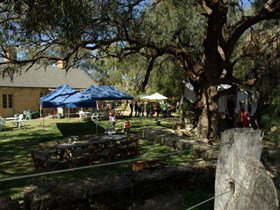 Overland Corner Hotel - Geraldton Accommodation 2