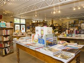 Matilda Bookshop - Geraldton Accommodation 3