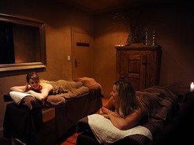 Cocos Hair And Day Spa - Geraldton Accommodation 1