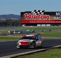 Winton Motor Raceway - Geraldton Accommodation