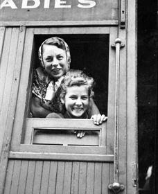 Bonegilla Migrant Experience - Geraldton Accommodation 1