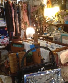 Mountain Blue Vintage Linen - Geraldton Accommodation 6