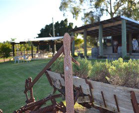 Ugly Duckling Wines - Geraldton Accommodation 3