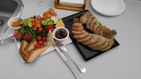 Fresh From The Ocean: Tasmanian Seafood Gourmet Full-Day Cruise Including Lunch - Geraldton Accommodation 8