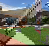 Almondco Almond Hut - Geraldton Accommodation