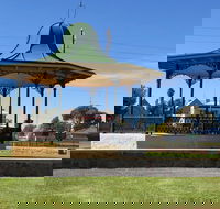 Davies Square Wallaroo - Geraldton Accommodation