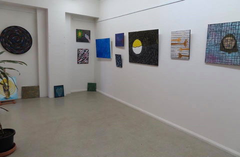 Dragonfly Community Gallery - Geraldton Accommodation 0