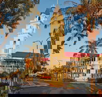Bundaberg to Childers and Woodgate Day Trip - Geraldton Accommodation