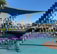 Lucindale - Geraldton Accommodation