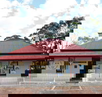 Dredge's Cottage - Geraldton Accommodation