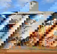 Riverina Outdoor Art Trail - Geraldton Accommodation