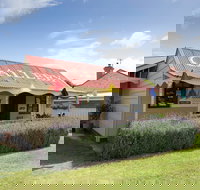 ArtGoolwa Inc - Geraldton Accommodation