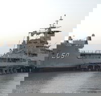 HMAS Tobruk Dive - Geraldton Accommodation