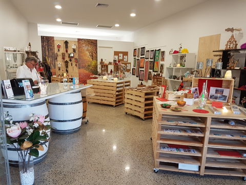 ITS OZZY Wonderful Alternatives - Geraldton Accommodation 0