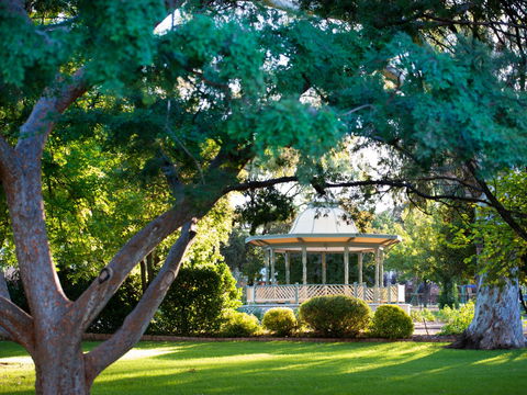 Robertson Park - Geraldton Accommodation 0