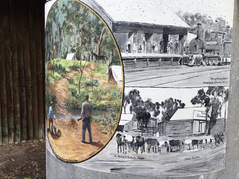 Tatong Tavern Water Tank - Geraldton Accommodation 1