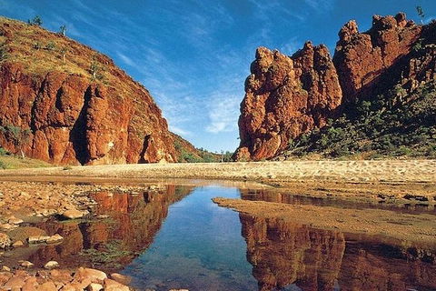 Alice Springs, Uluru Ayers Rock & Kings Canyon 8 Days Touring Package - Geraldton Accommodation 10