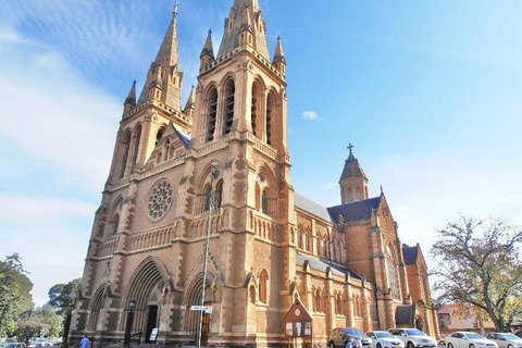 Adelaide Airport Transfers : Airport ADL To Adelaide City In Business Car - Geraldton Accommodation 9