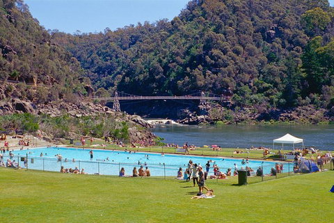 Launceston Wine & Sightseeing Tours - Geraldton Accommodation 1