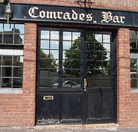 Comrades Bar - Geraldton Accommodation