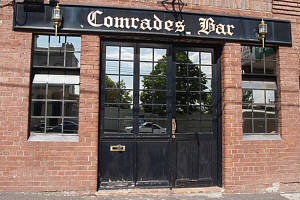 Comrades Bar - Geraldton Accommodation 0