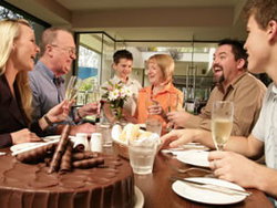 Currumbin RSL - Geraldton Accommodation 2